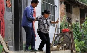 陕西女清洁工与退休民警争执被打骨折，警方：系民警妻妹所伤