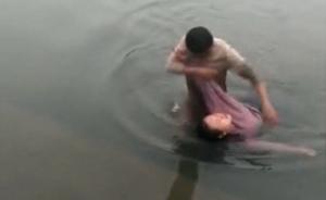 女子轻生跳河，保安冲刺下水救人