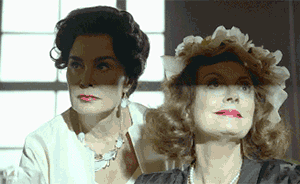 美剧《宿怨：贝蒂和琼》：两位女神的史“撕”