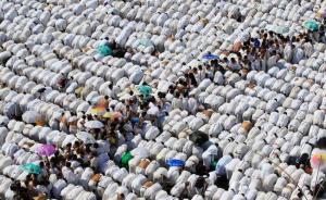 时隔一年伊朗再度安排穆斯林赴沙特朝觐，预计今年将有8万人