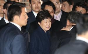 韩检方明日拟传唤朴槿惠到案，调查称舆论对朴同情分正降低
