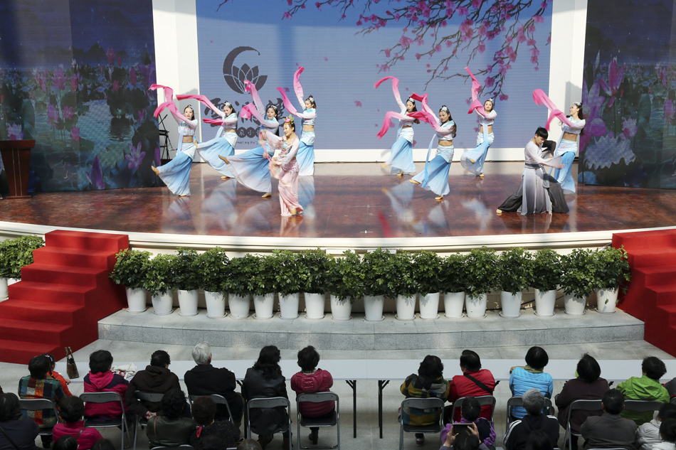 4.2017年3月25日，上海大世界“城市舞台”暨各地民族民间民俗文化展演交易示范发布活动在上海大世界举行
