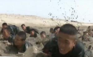 武警新疆总队沙漠训练，训练反恐作战