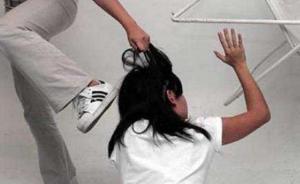 福建南安初一女生遭社会人员围殴，警方：QQ群口角纠纷引起
