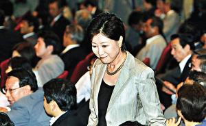 日本前防卫大臣小池百合子当选东京首位女性都知事