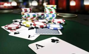 重庆破获德州扑克网络赌博案：“输钱赢积分”，涉案赌资上亿
