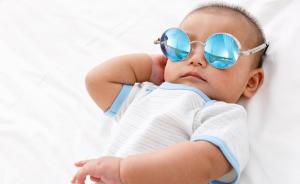 宝宝防晒能否戴墨镜用防晒霜，专家解读儿童如何防晒