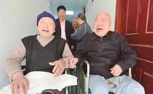 武汉八旬兄弟失散22年后养老院重逢：曾因生活所迫数次搬家