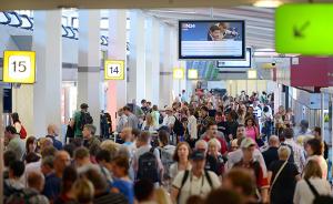 柏林国际机场因“可疑行李箱”停摆一小时，已恢复运营