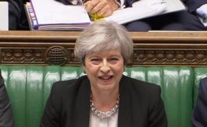 英国首相特雷莎在苏格兰展开竞选活动，呼吁选民维护国家统一
