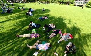杭州西湖边大草坪端午将再次开放：测试游客高峰期影响有多大