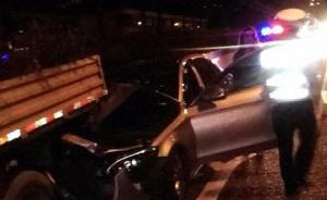 杭州涉醉驾司机凌晨高架桥上追尾施工车，致工人跌落脊椎骨折