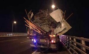 杭甬高速上一废品货车抛撒铁钉40多公里，上百辆车集体遭殃