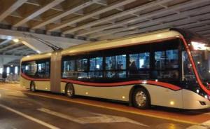 战高温｜夜间出行乘客增多，上海中运量公交加开4辆全程车