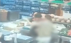 男子杀害超市女员工割颈自杀，动机待查