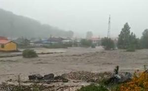 黑龙江尚志暴雨致多个林场受灾：电力通讯中断，部分居民被困