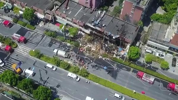 航拍杭州餐馆爆炸现场：已致2死55伤