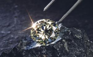 香港一珠宝店遇劫，嫌犯疑吞下数颗总价数百万美元钻石