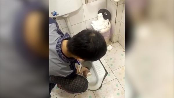 罚喝厕所水视频引争议，回应系激励员工