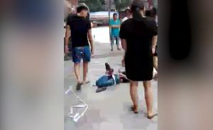 陌生男子店内强行抱走女童,动机未明
