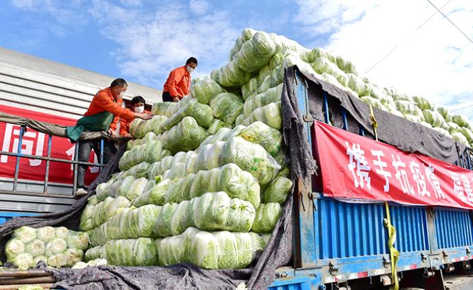 商务部完善九省联保联供协作机制：封闭管理小区配送蔬菜套餐