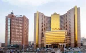 河北沧州市中心医院回应“给患者输过期液体”：当事人停职