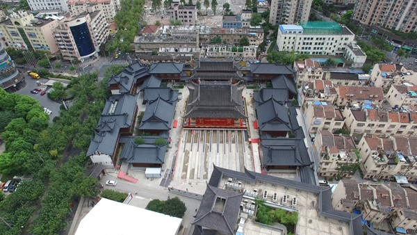 看！上海玉佛寺近百岁大雄宝殿如何平移