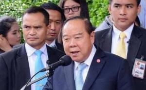 泰国防长：英拉曾乘车经过泰国东部与柬埔寨接壤的军事检查站