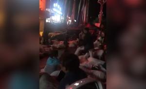 震后第一夜群众自发安置游客:不要回报