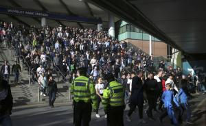 英媒：伦敦地铁恐袭案两嫌疑人或来自叙利亚和伊拉克