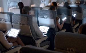 中国解封在飞机上用便携式电子设备禁令：由航空公司制定政策