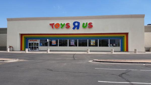 风光不再，美国最大玩具零售商申请破产