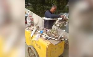 保洁员抛垃圾入河路人劝阻，当街卸垃圾