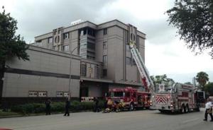 中国驻休斯敦总领馆办公楼发生火灾，未造成人员伤亡