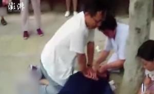 老人心梗,热心医生跪地急救20分钟