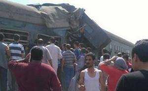 埃及亚历山大火车相撞事故已致49人死亡100多人受伤