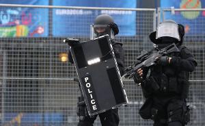 法国逮捕十名极右翼分子，涉嫌谋划袭击清真寺和政界人士
