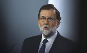 西班牙首相：将收回加泰罗尼亚自治权，在该地区召开新的选举
