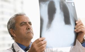 长期咳嗽不止，医生为何要你做肺功能检查？