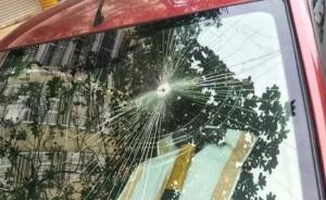 广东6男子一夜砸毁20余辆车玻璃，涉故意毁坏公私财物被抓