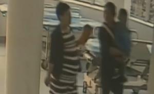 孕婦小區遛彎暈倒，臨產護士路過時施救