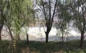 视频｜江苏扬中国土公园一带长江堤岸塌陷，当地政府介入抢险
