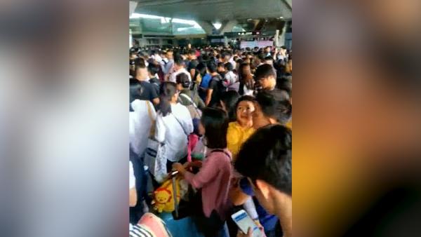 深圳北站突发停电，电子支付乘客犯难
