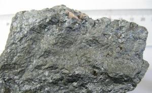中国专家发现新矿物：命名为“吴延之矿”，已获国际投票通过