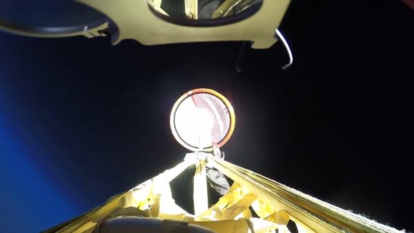 NASA火星降落伞：2倍音速减至亚音速