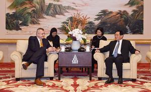 李强会见捷克总统特命代表、捷中友好合作协会主席德沃吉克