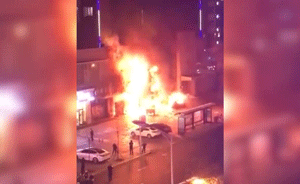 牡丹江一烧烤店煤气罐爆燃致13人伤