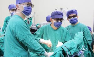 心脏上长肿瘤怎么办？3D胸腔镜手术成功钻孔摘瘤