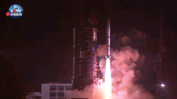 西昌：遥感三十号03组卫星发射成功