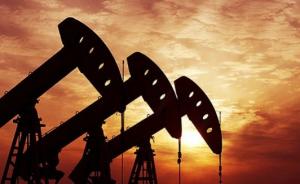 “三桶油”负责人税前年薪公布：中石化一把手最高，近83万